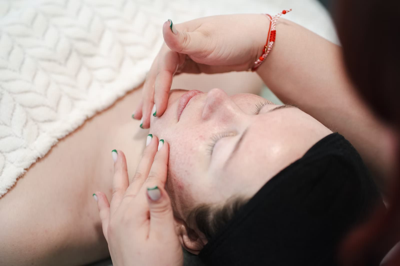 Hydrating facial treatment in Cheltenham